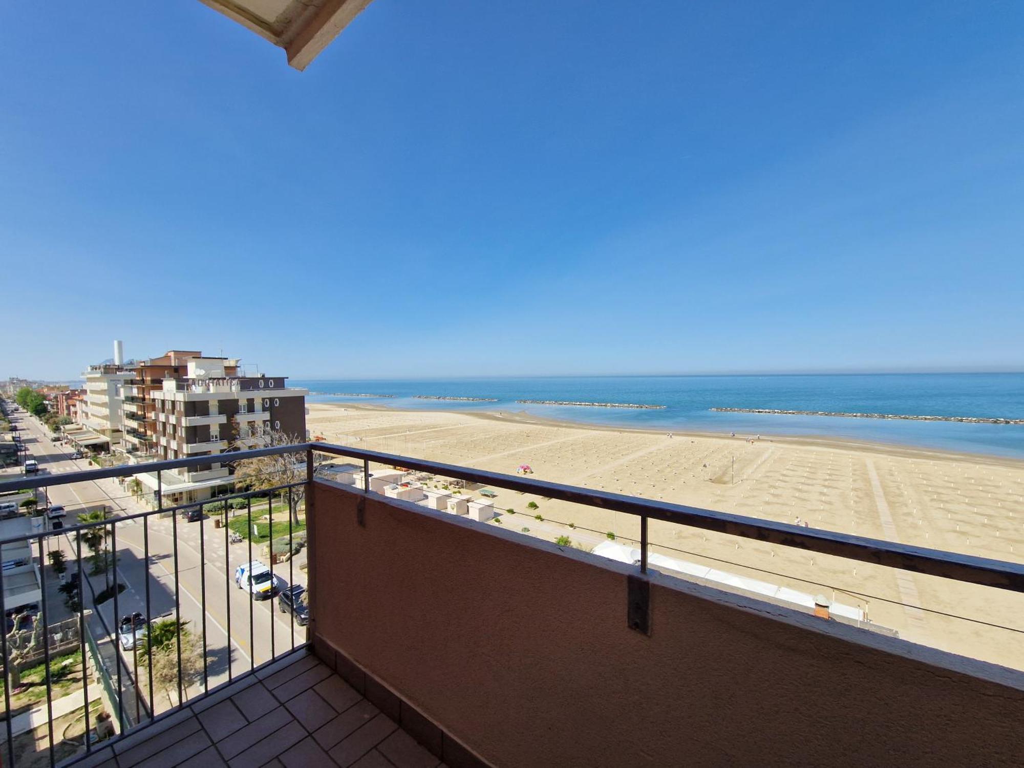 Hotel Salsedine " 5 Mt From The Beach ! " Rimini Exterior photo