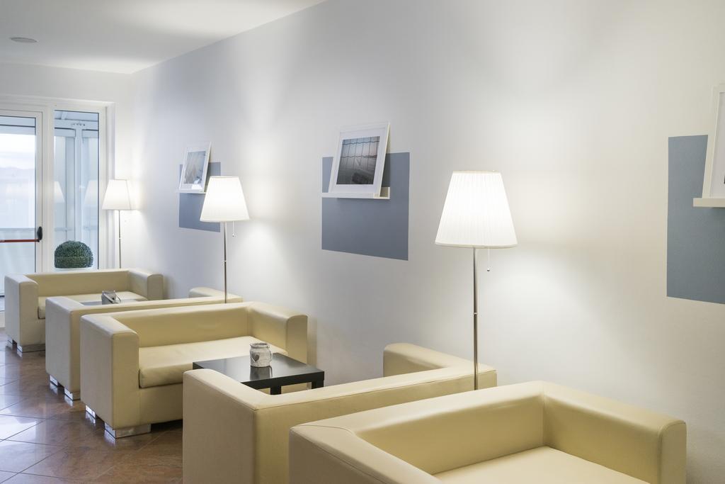 Hotel Salsedine " 5 Mt From The Beach ! " Rimini Exterior photo